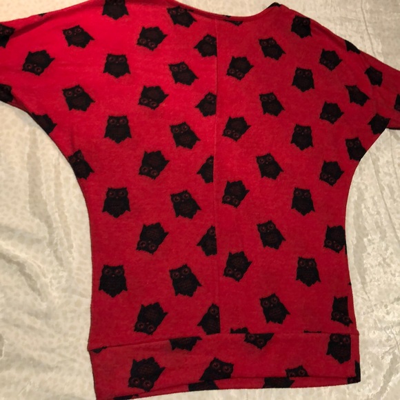 Red sweater with black owls 🦉 - Picture 5 of 9